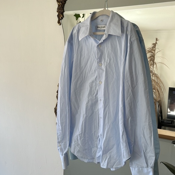 🤍 Balmain Paris Shirt - Picture 2 of 10